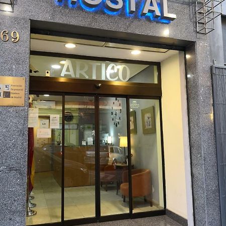 Hostal Artico Madryt Zewnętrze zdjęcie